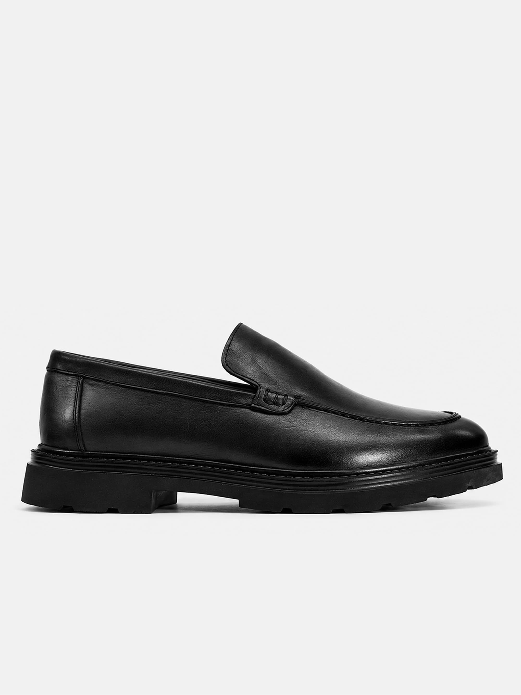 692 - Leather loafer