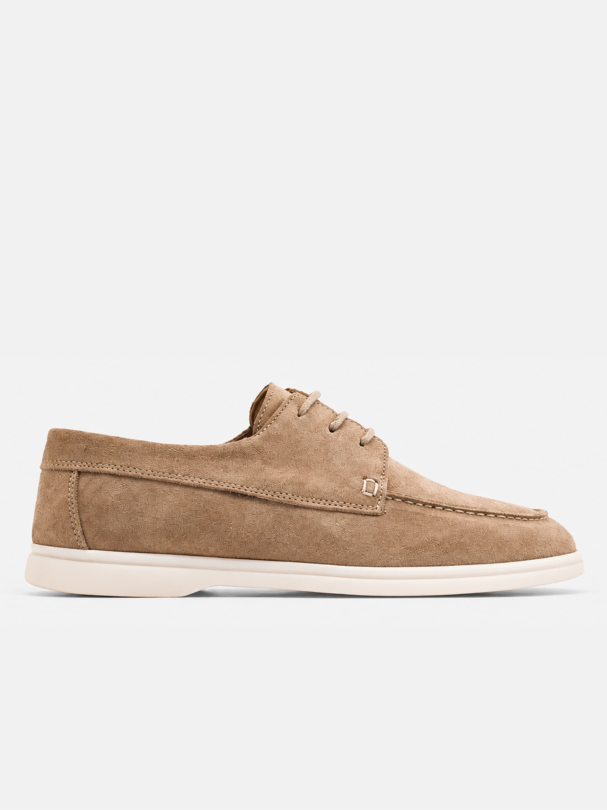 021 - Suede boat loafer