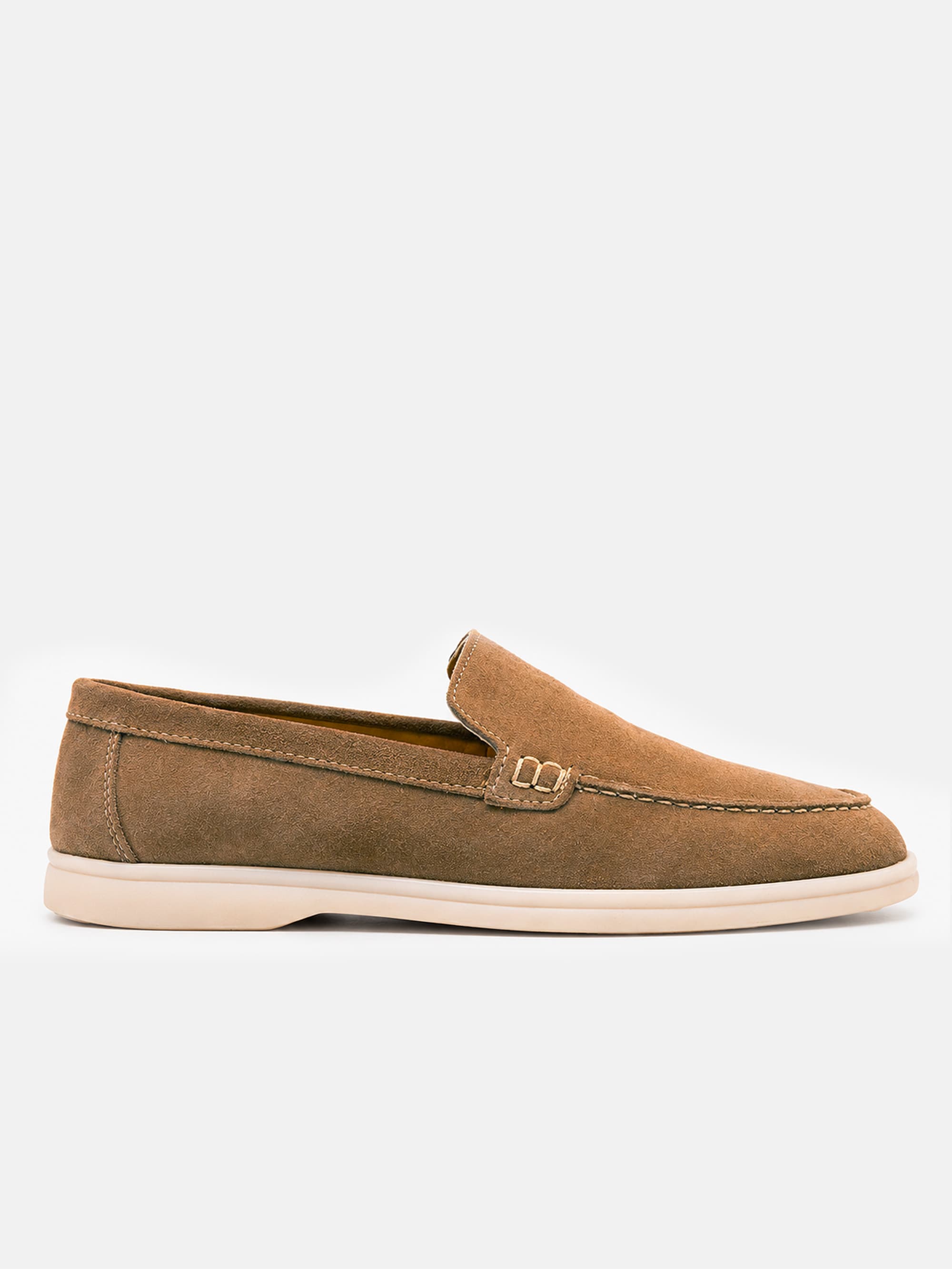020 - Suede boat loafer